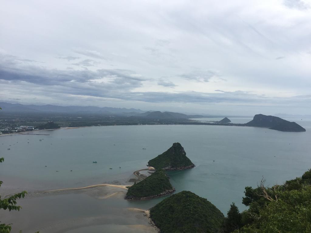 Appartement Baan Aomjai à Prachuap Khiri Khan Extérieur photo