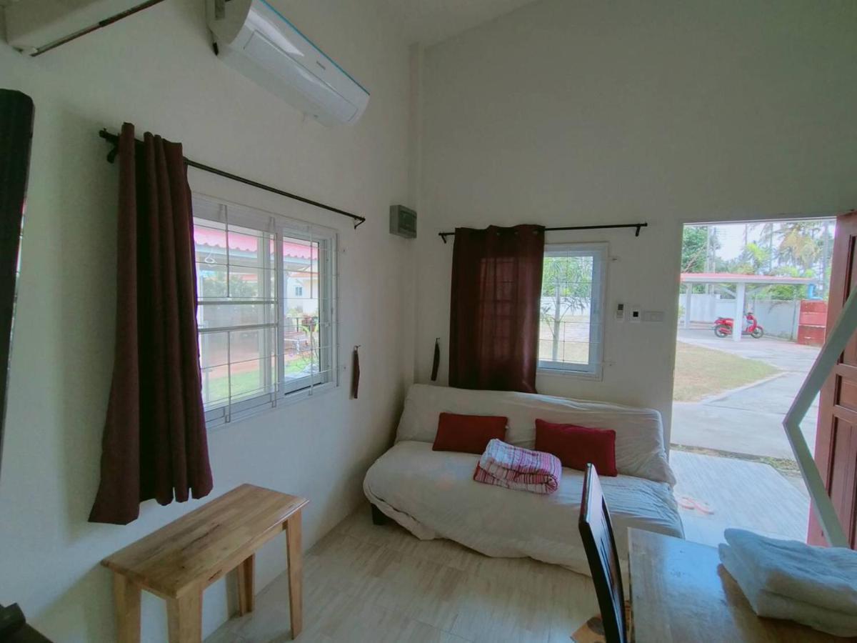 Appartement Baan Aomjai à Prachuap Khiri Khan Extérieur photo